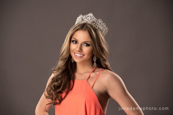 Miss Vermont Teen USA Uses Stock Images